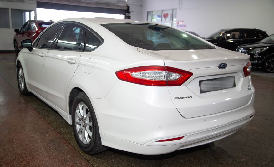 PDX White 2016 Ford Fusion