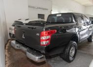 TDW JET BLACK MICA 2019 MITSUBISHI L200