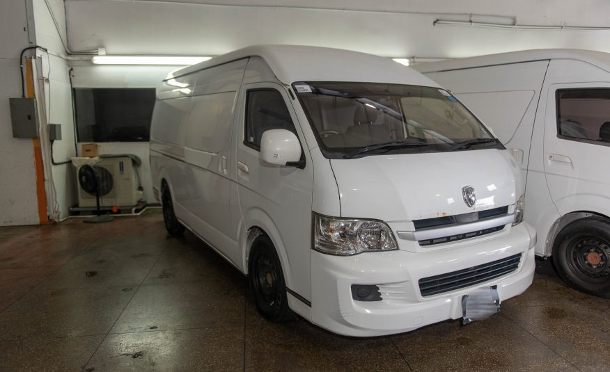 TEC WHITE 2019 JINBEI PANEL VAN