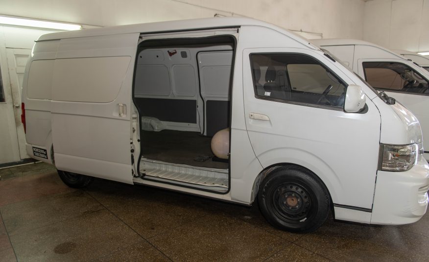 TEC WHITE 2019 JINBEI PANEL VAN