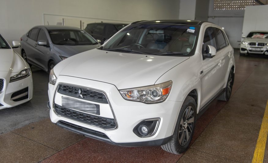 PDN WHITE 2016 MITSUBISHI ASX