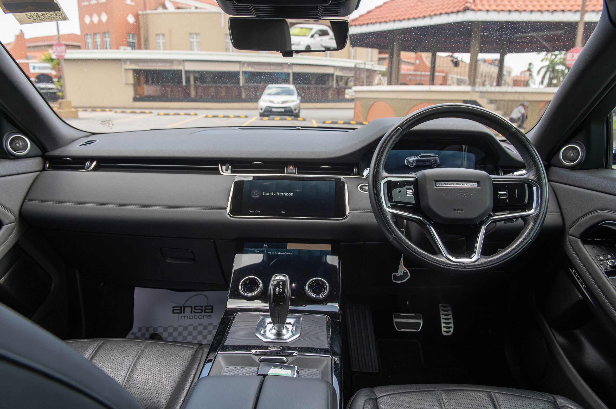 PEB 2021 RANGE ROVER EVOQUE R-DYNAMIC SE