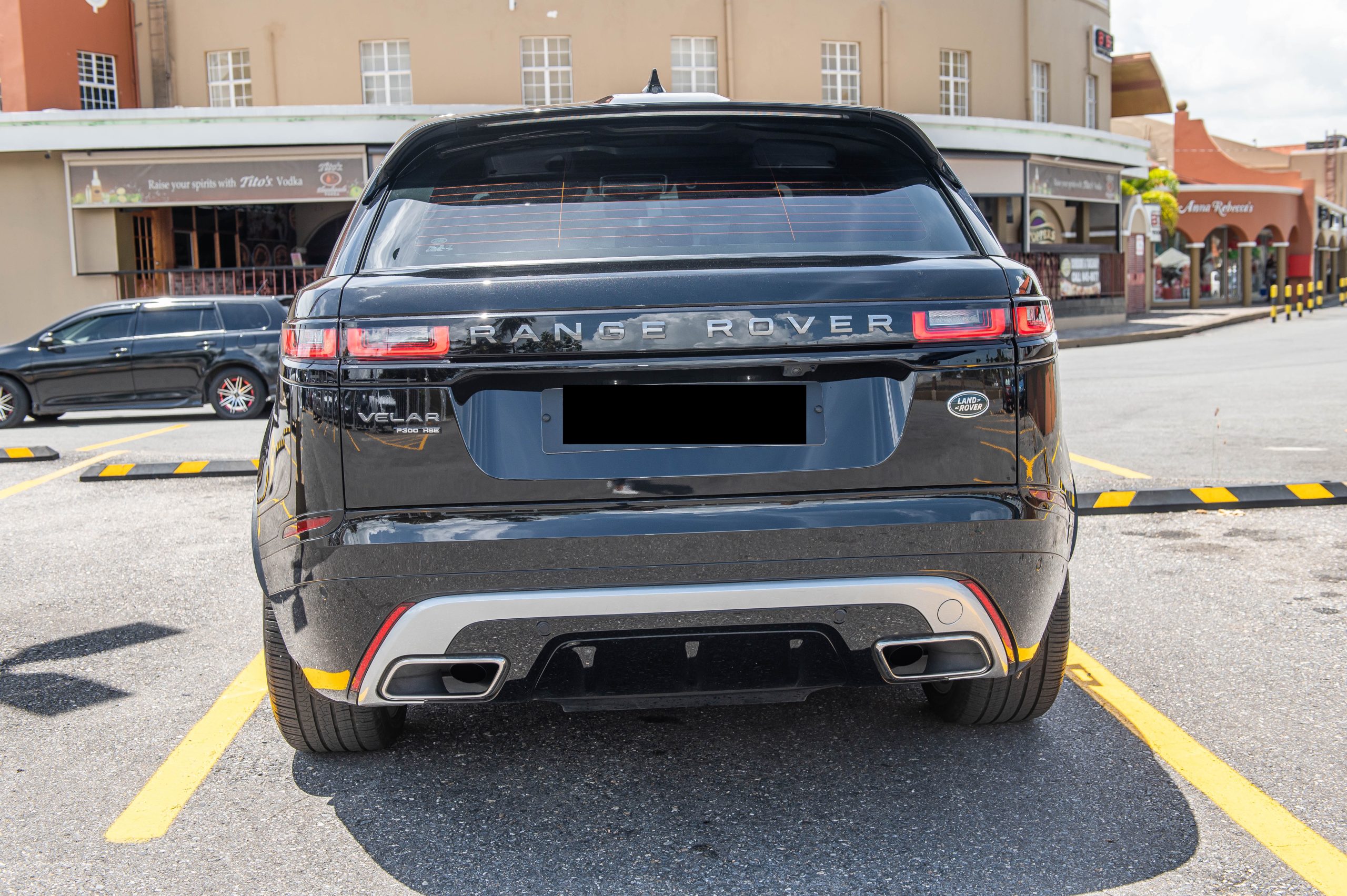 PDZ 2020 Black Land Rover Range Rover Velar HSE R- Dynamic