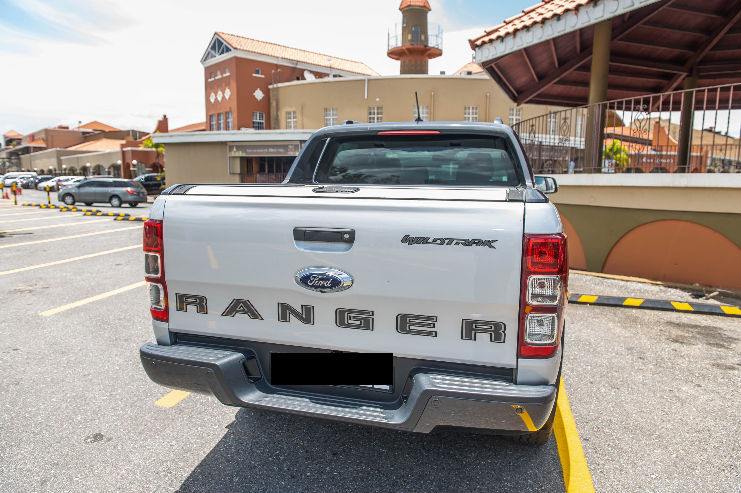 TEA 2020 Silver Ford Wildtrak 4×4