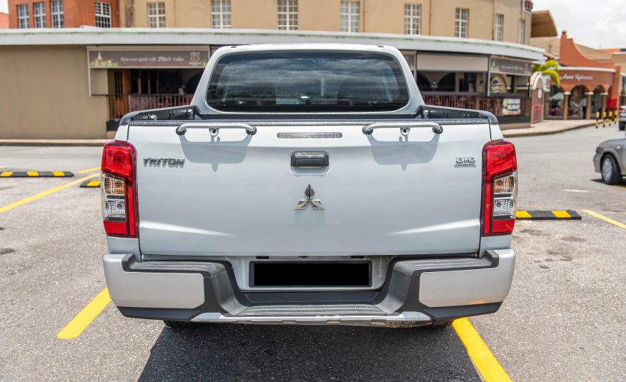 TDZ 2020 White Mitsubishi L200