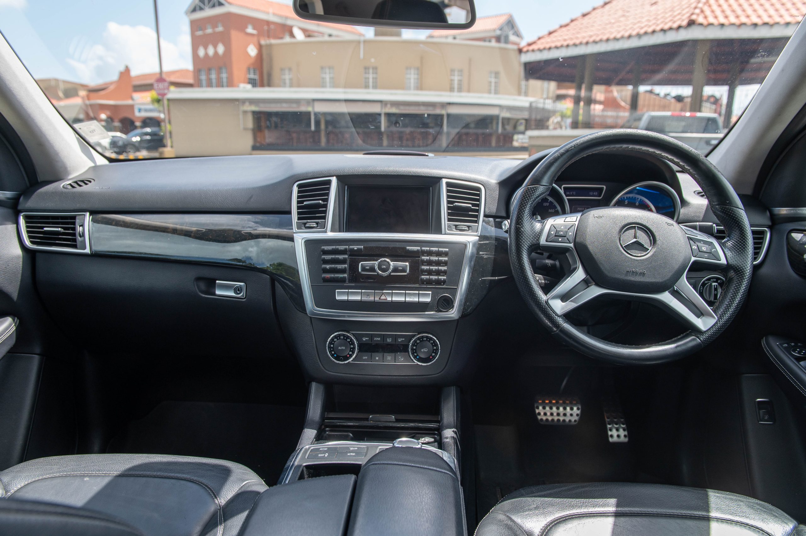 PDA 2013 Black Mercedes ML500 Brabus V8 Biturbo