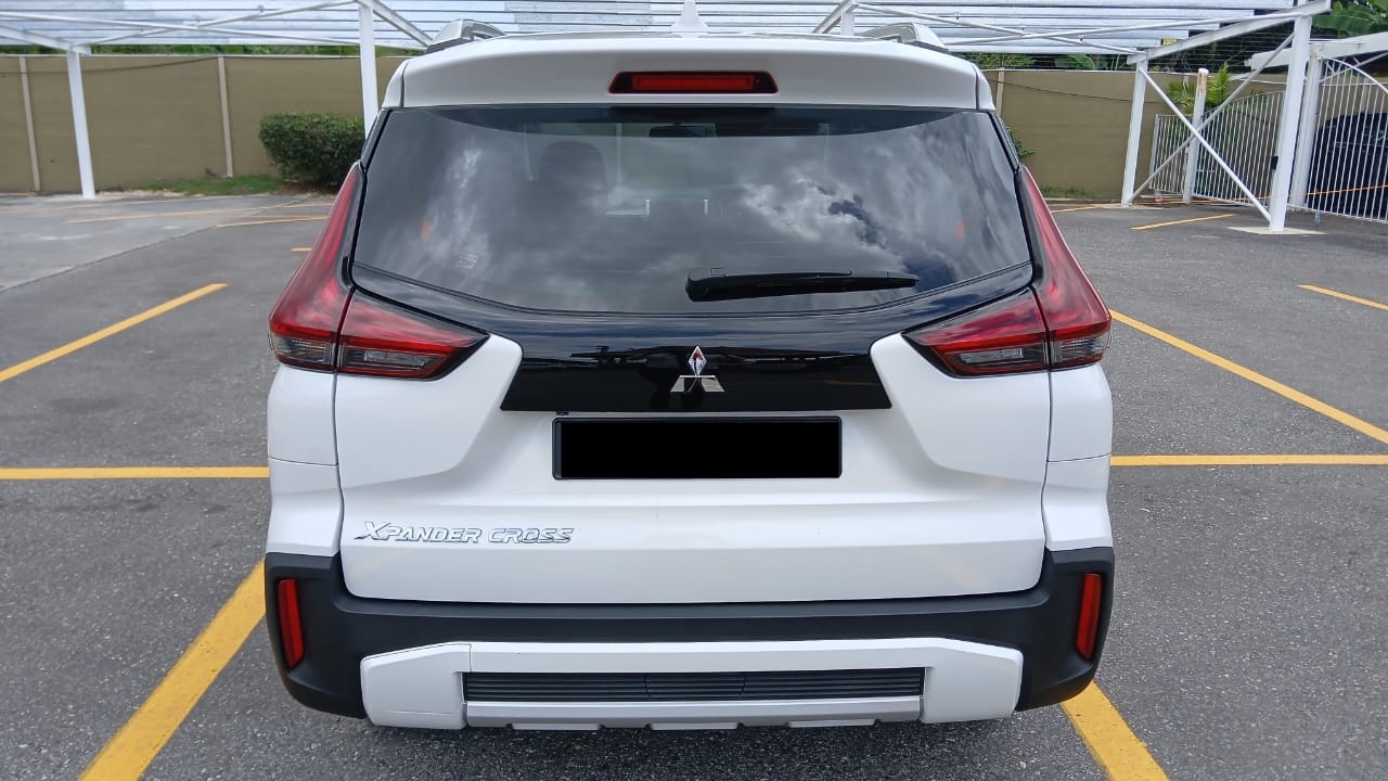 PEC 2022 White Mitsubishi Xpander Cross