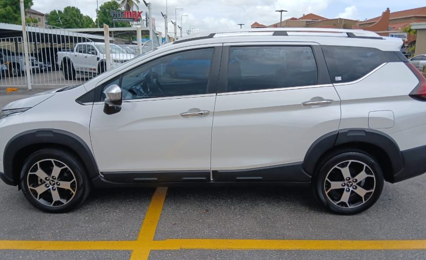 PEC 2022 White Mitsubishi Xpander Cross