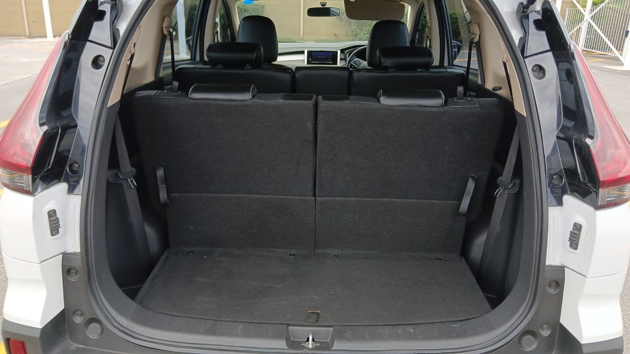 PEC 2022 White Mitsubishi Xpander Cross