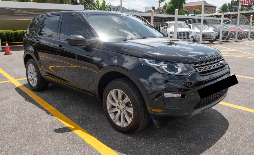 PDM 2016 Black Ford Discovery Sport SE