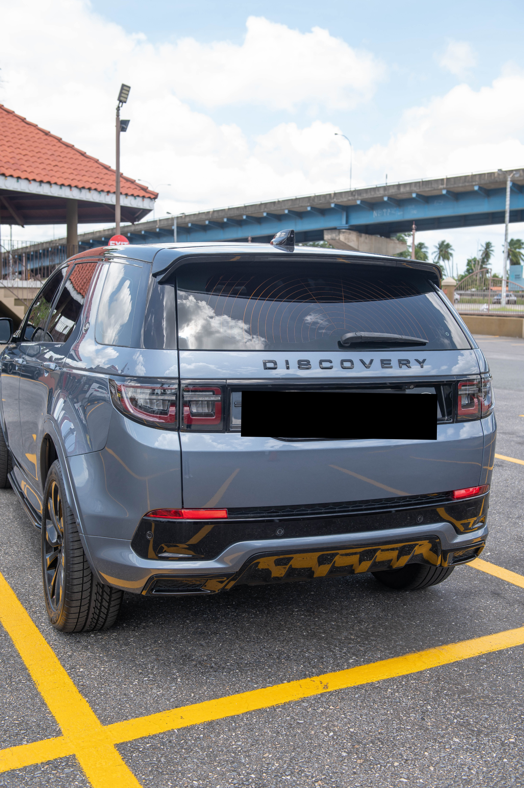 PDY 2019 Blue Land Rover Discovery Sport R-Dynamic SE