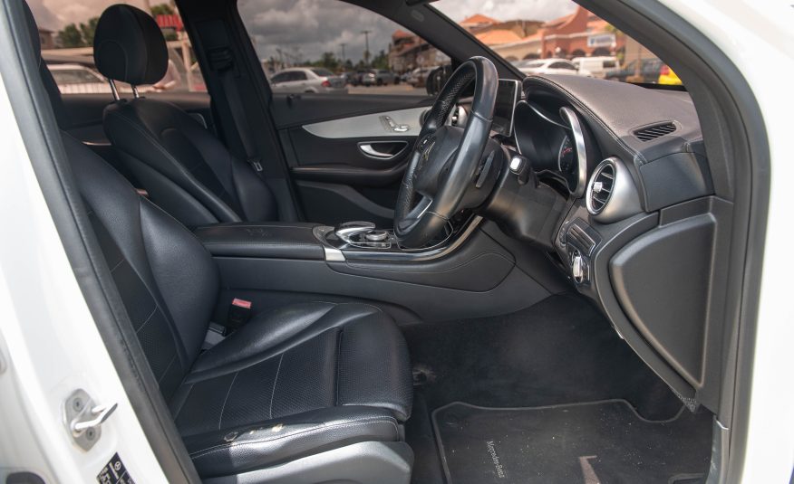 PDM 2015 Mercedes GLC 250