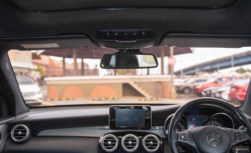 PDM 2015 Mercedes GLC 250