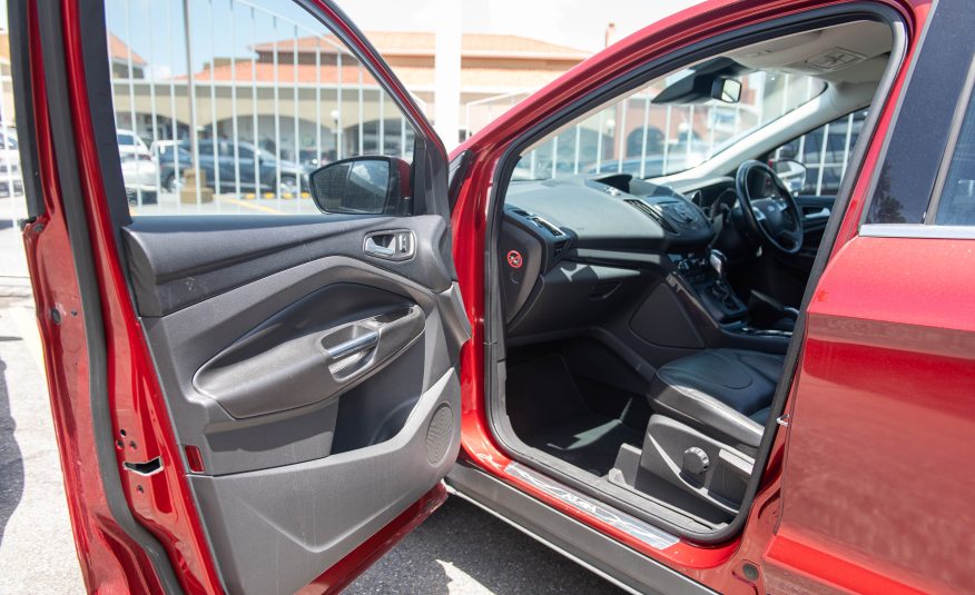 PDM 2016 Red Ford Kuga Titanium
