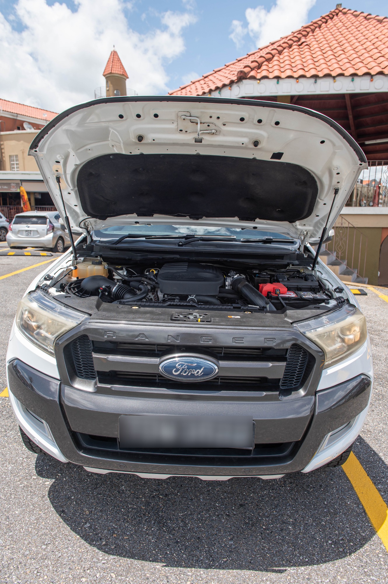 TDW 2019 White Ford Wildtrak