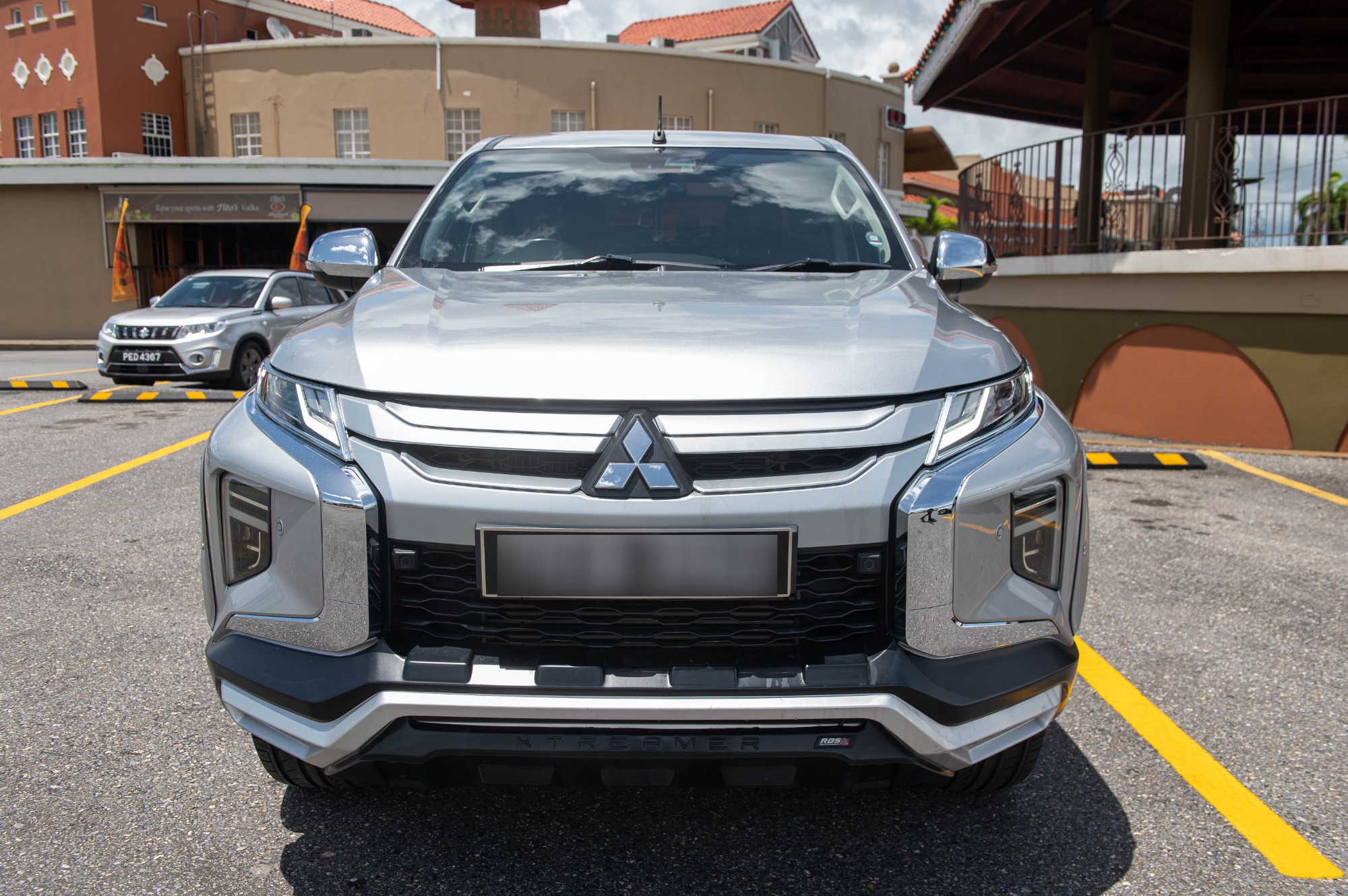 TEB 2021 Silver Mitsubishi Sportero