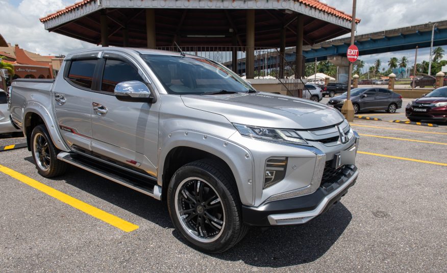 TEB 2021 Silver Mitsubishi Sportero