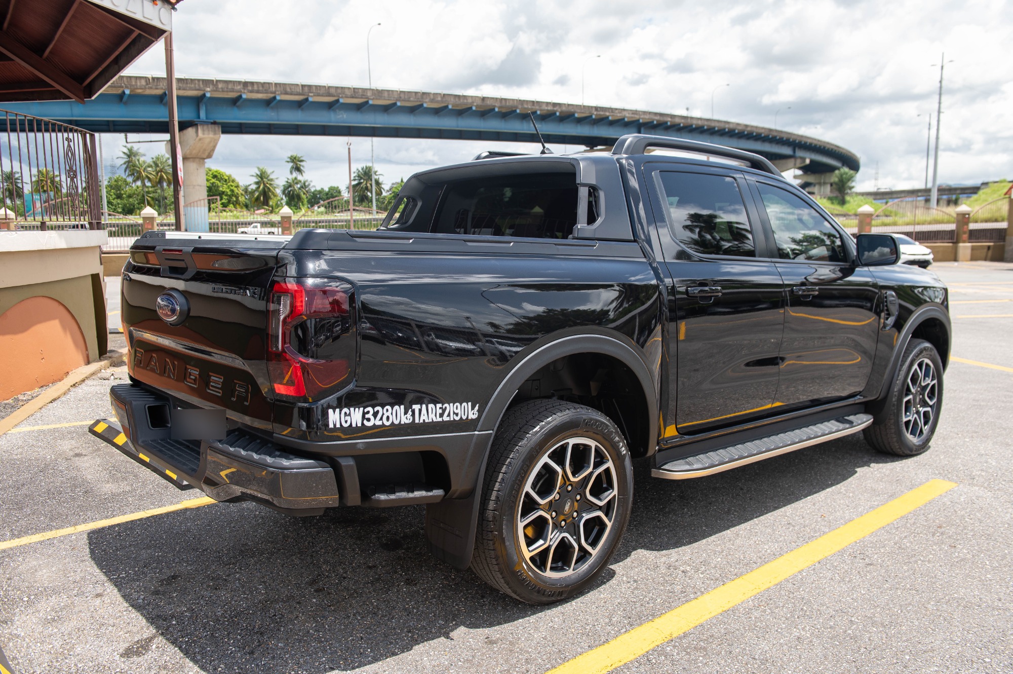 TEG 2024 Black Ford Wildtrak
