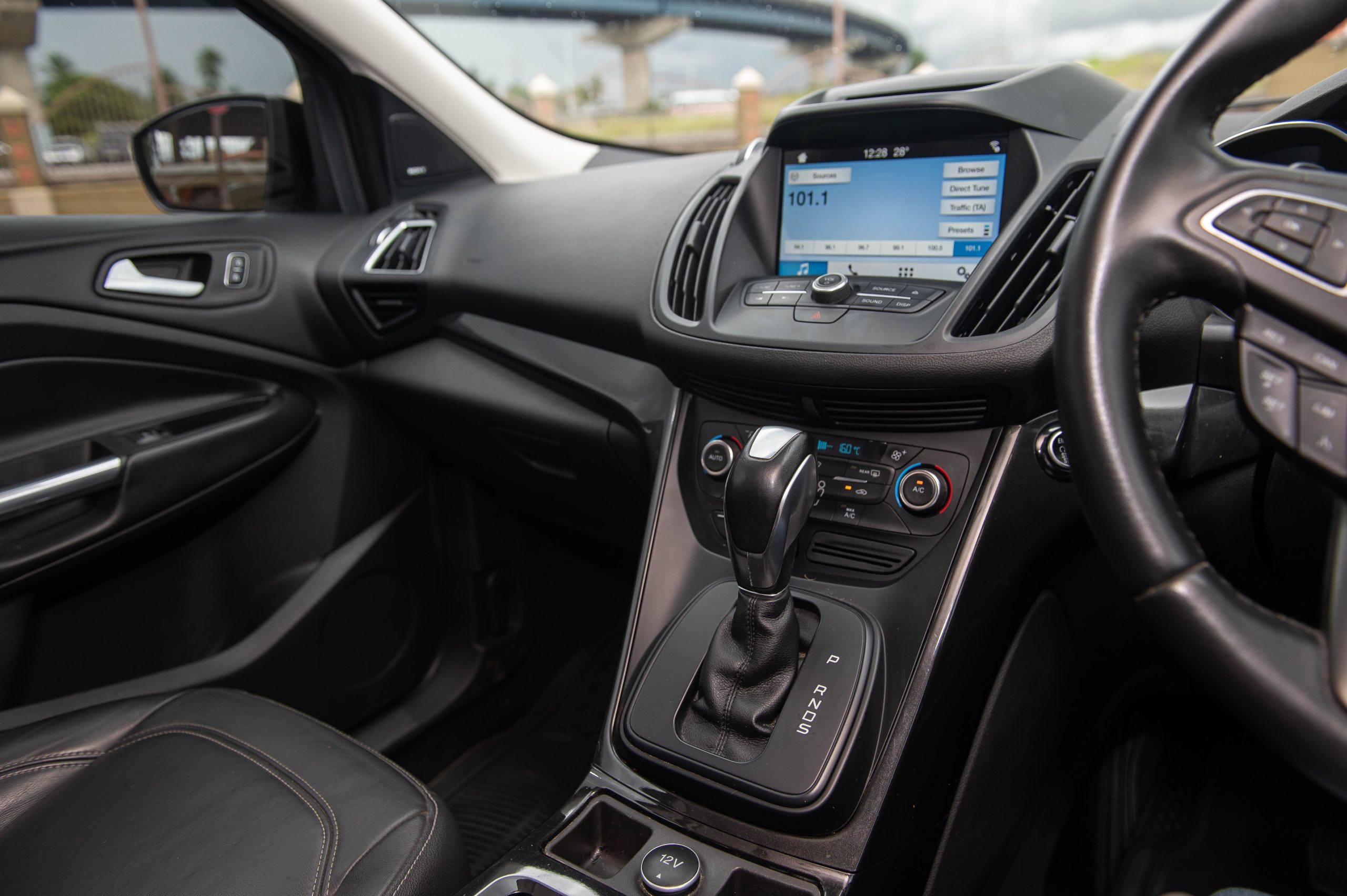 PDW 2019 Black Ford Kuga Titanium