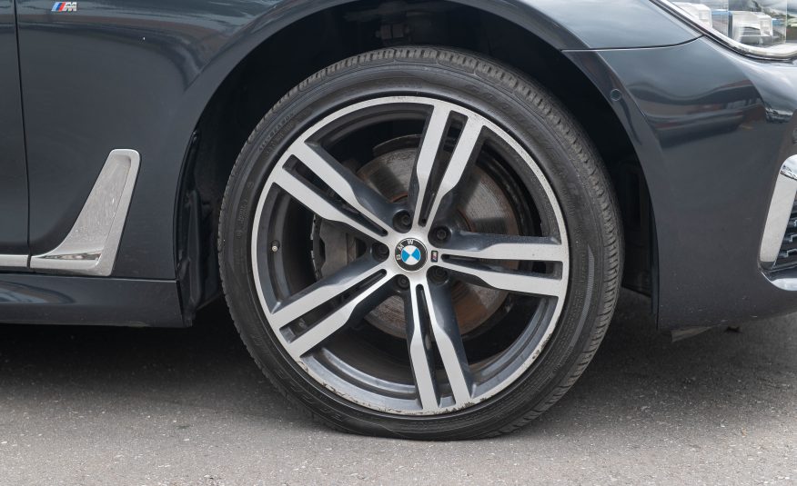 PDR 2017 Singapore Grey BMW 740i