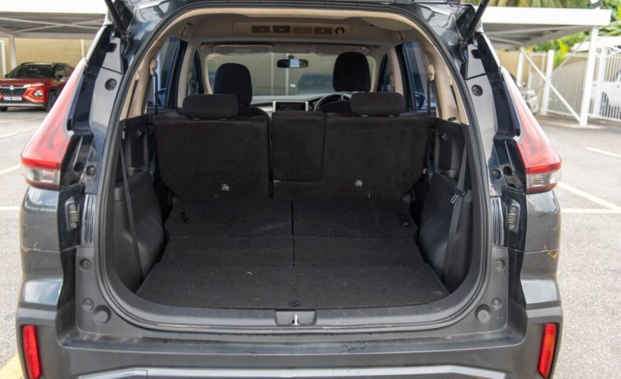 PEC 2022 Grey Mitsubishi Xpander Cross