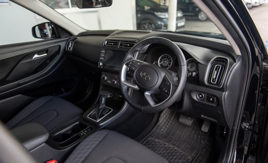 PEG 2024 Black Hyundai Creta