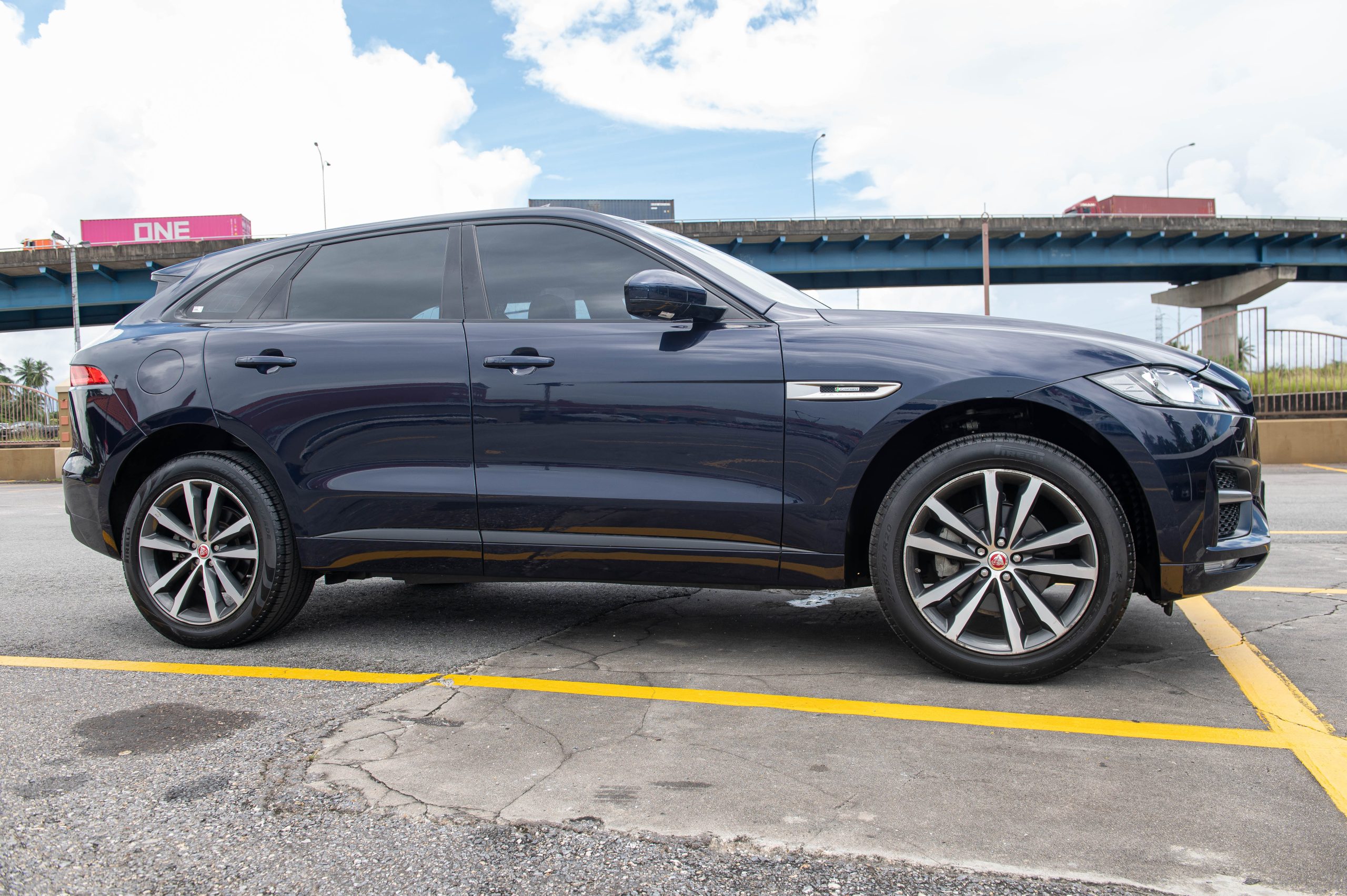 PDT 2018 Blue Jaguar F-PACE