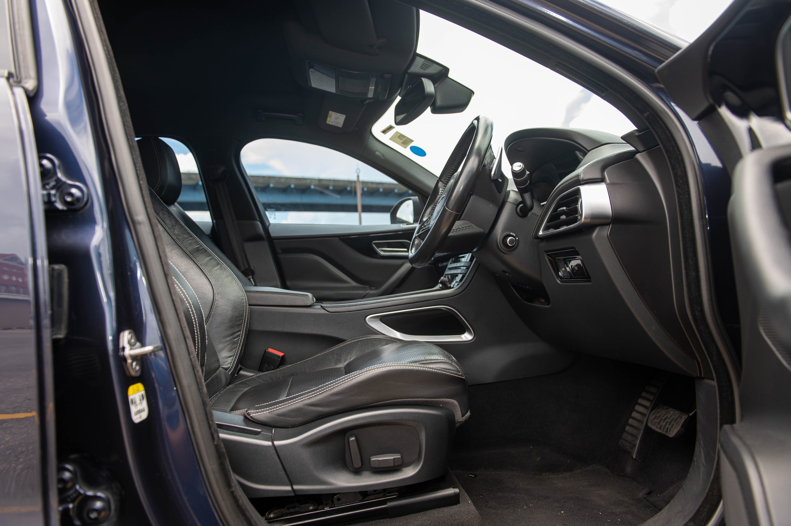 PDT 2018 Blue Jaguar F-PACE