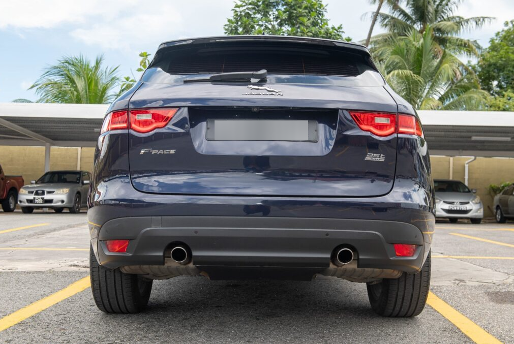 PDT 2018 Blue Jaguar F-PACE