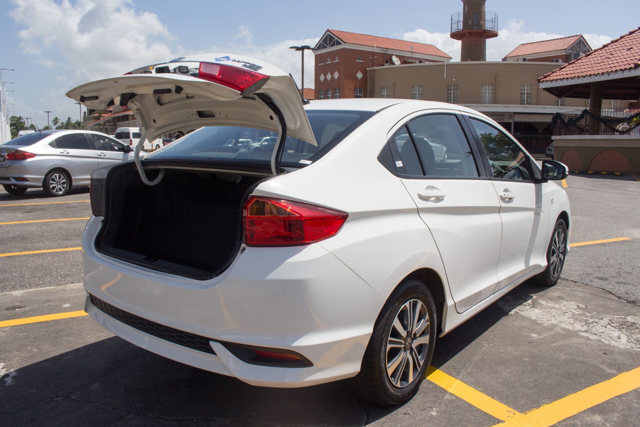 PEB 2021 Taffeta White Honda City Cng