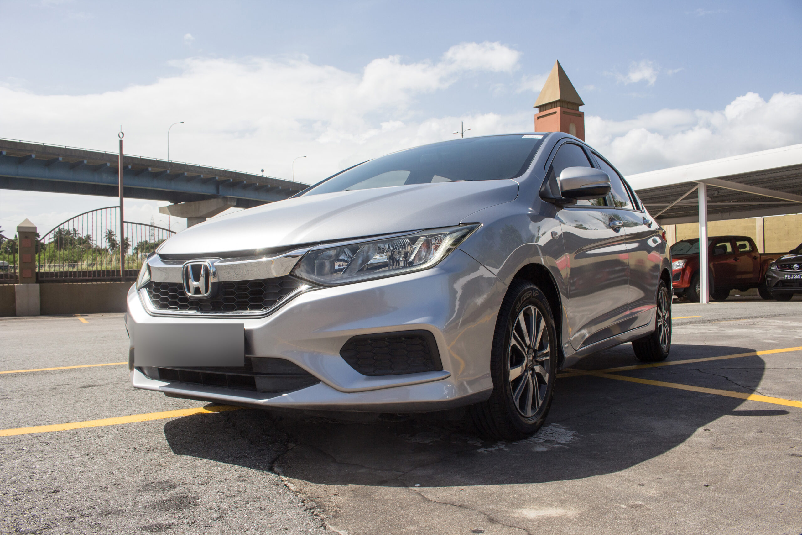 PEB 2021 Silver Honda City CNG