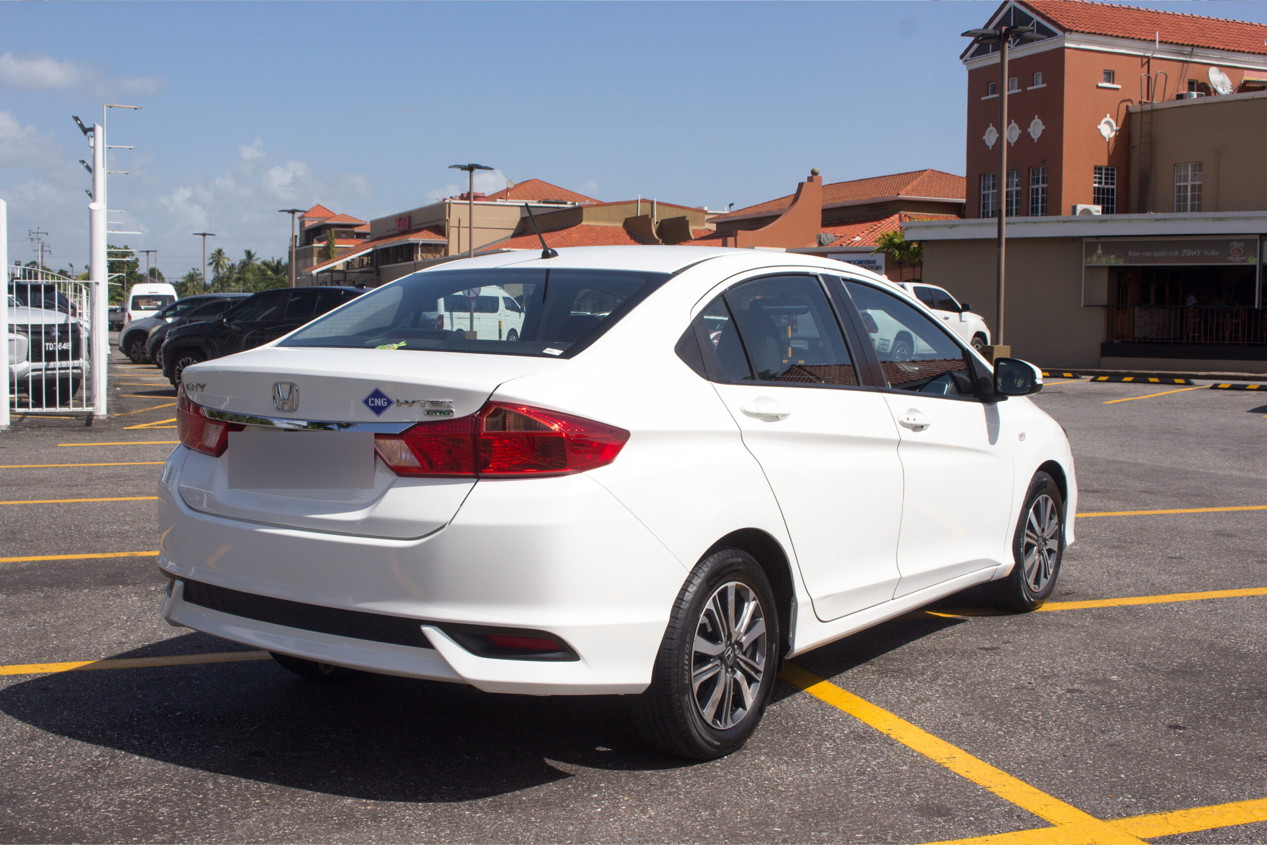 PEB 2021 White Honda City CNG