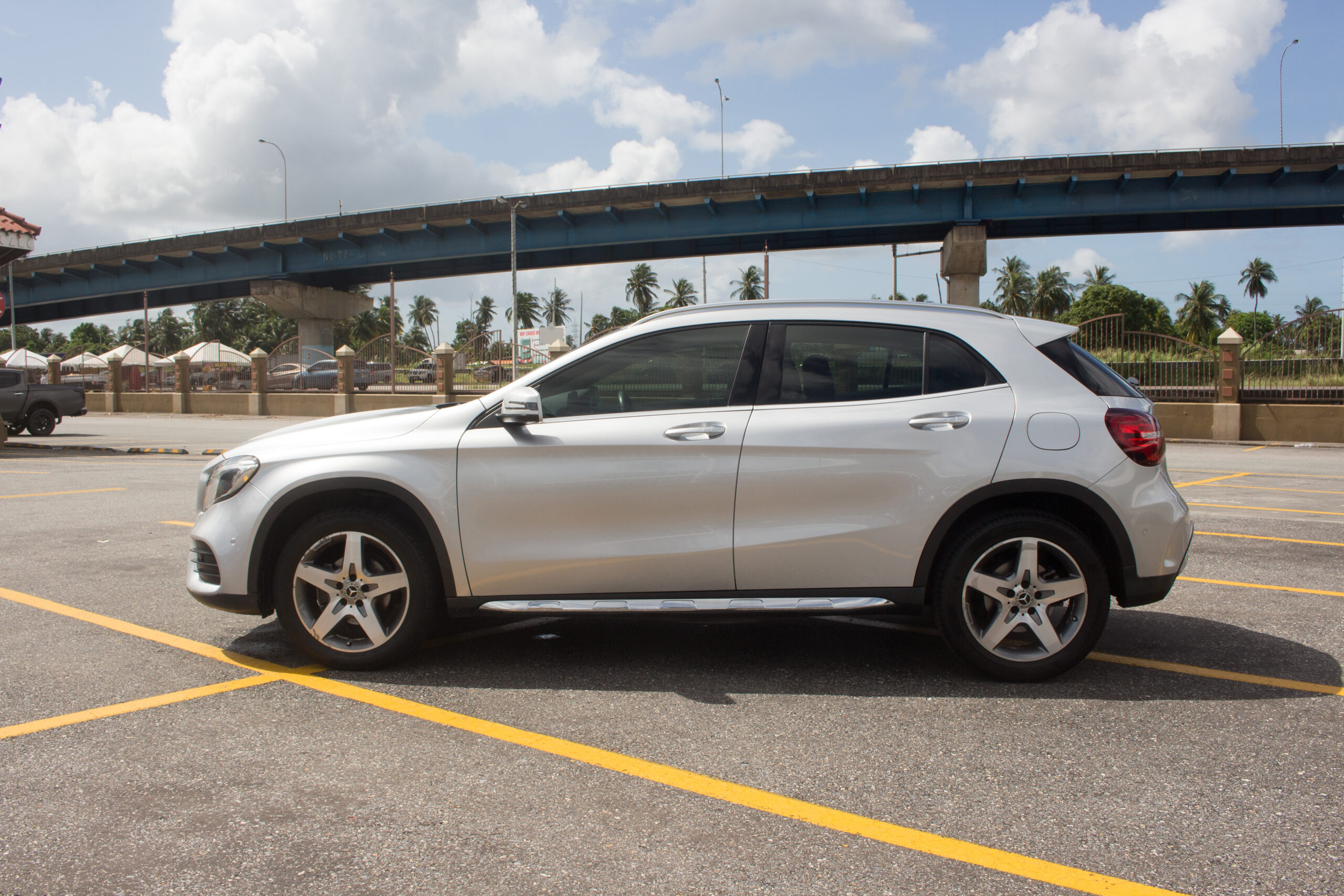 PDZ 2019 Silver Mercedes Benz GLA 200