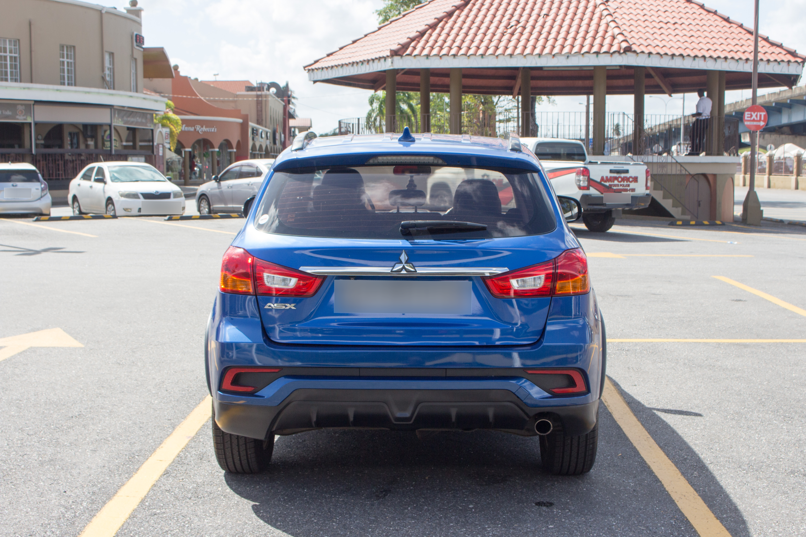 2019 PEB Blue Mitsubishi ASX