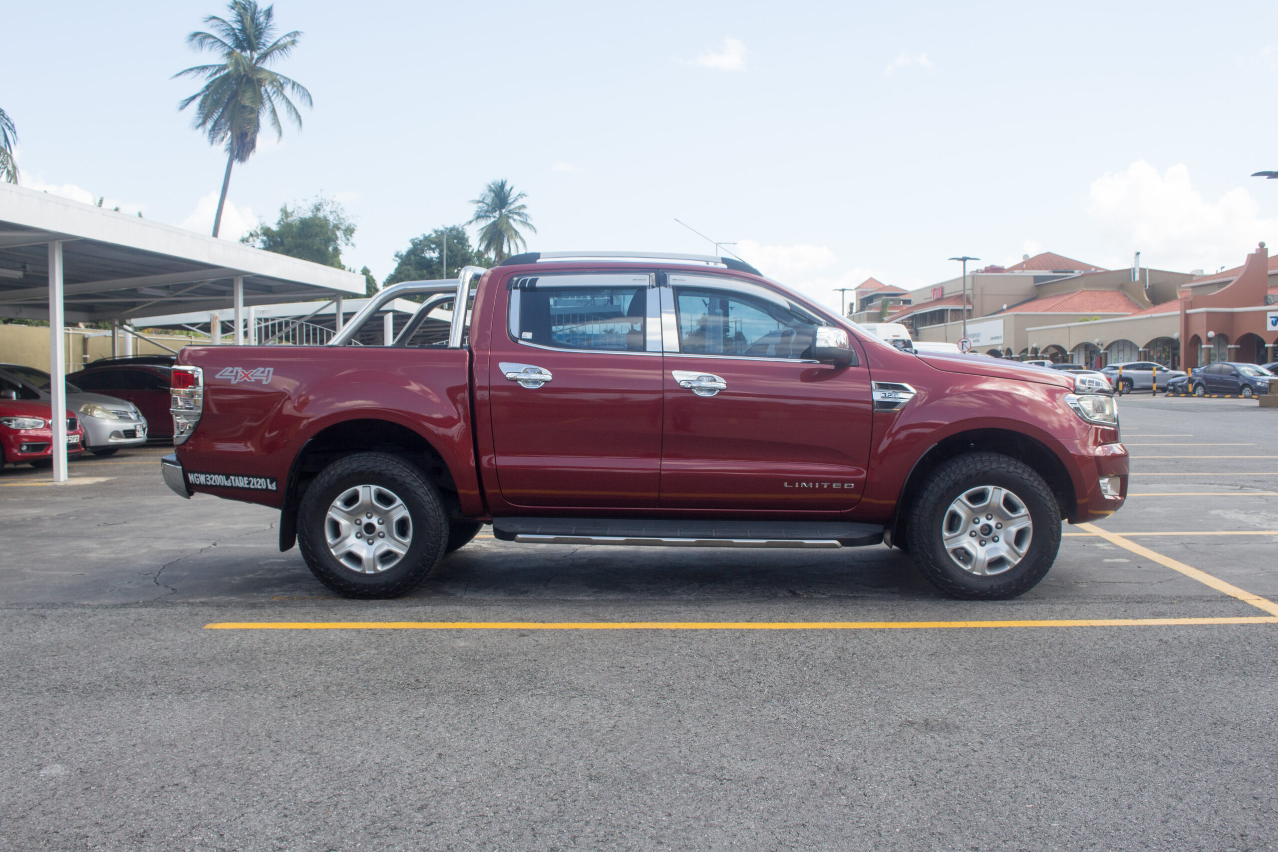 2018 TDU Burgundy Ford Ranger Limited