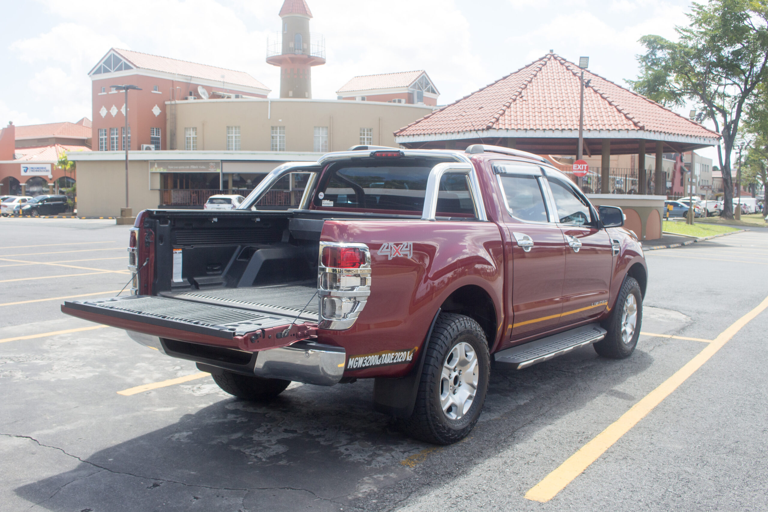 2018 TDU Burgundy Ford Ranger Limited