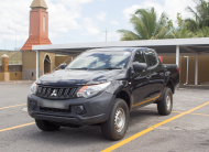 TDX 2019 Black Mitsubishi L200
