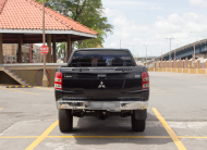 TDX 2019 Black Mitsubishi L200