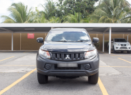 TDX 2019 Black Mitsubishi L200
