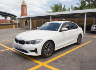 PEA 2020 White BMW 320i