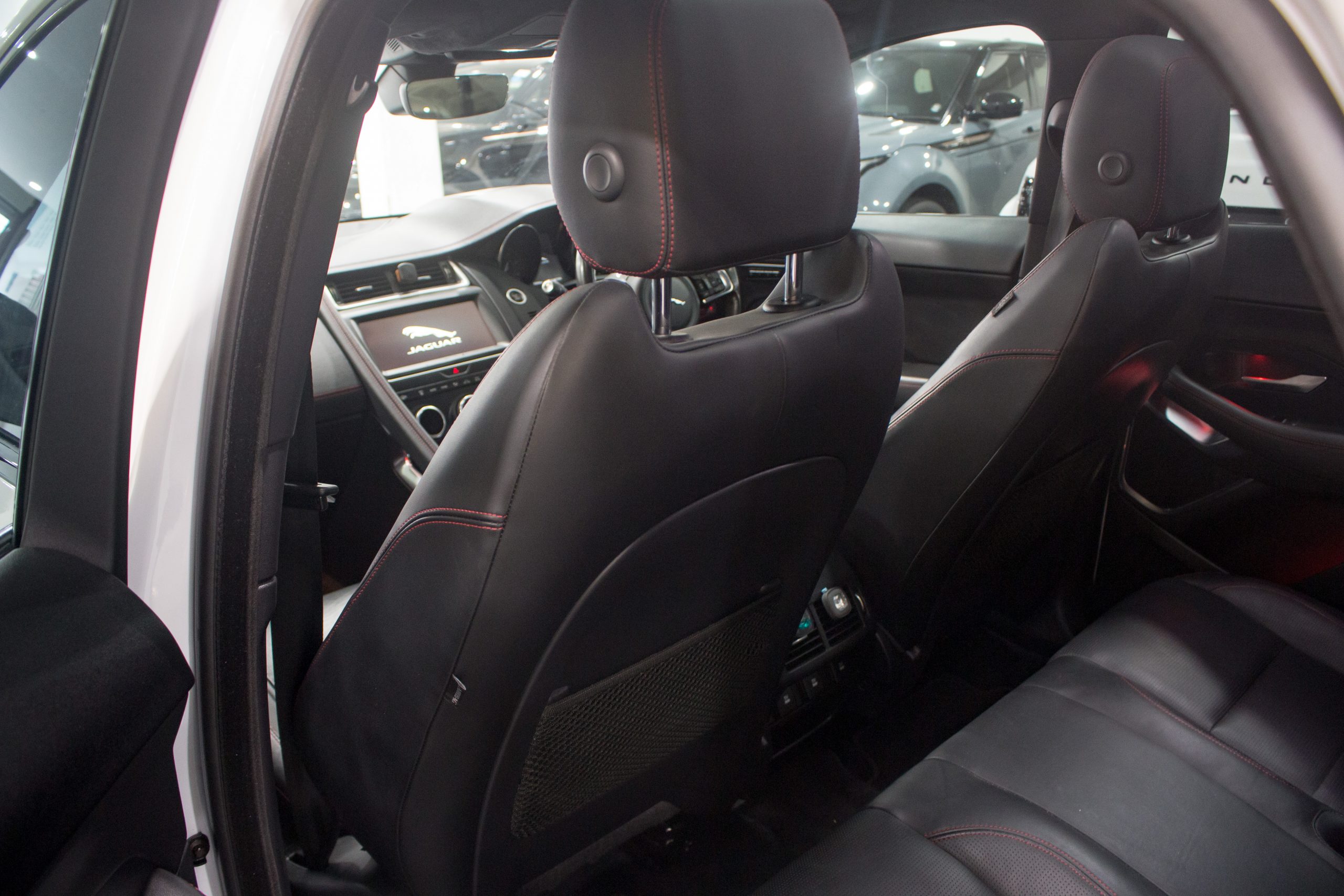 PDU 2018 White Jaguar E Pace