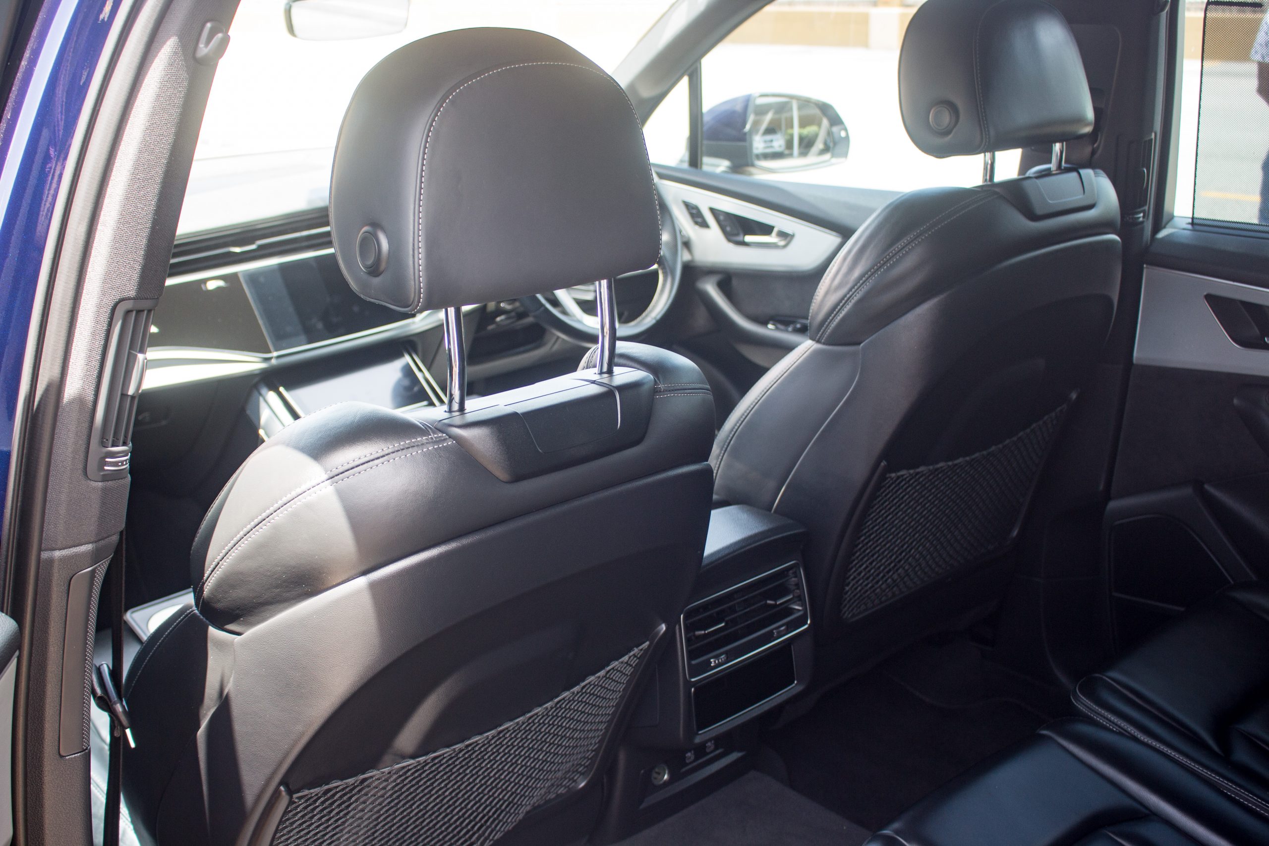 PEA 2020 Blue Audi Q7