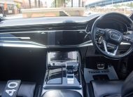 PEA 2020 Blue Audi Q7