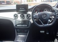 PDZ 2019 White Mercedez Benz GLA200