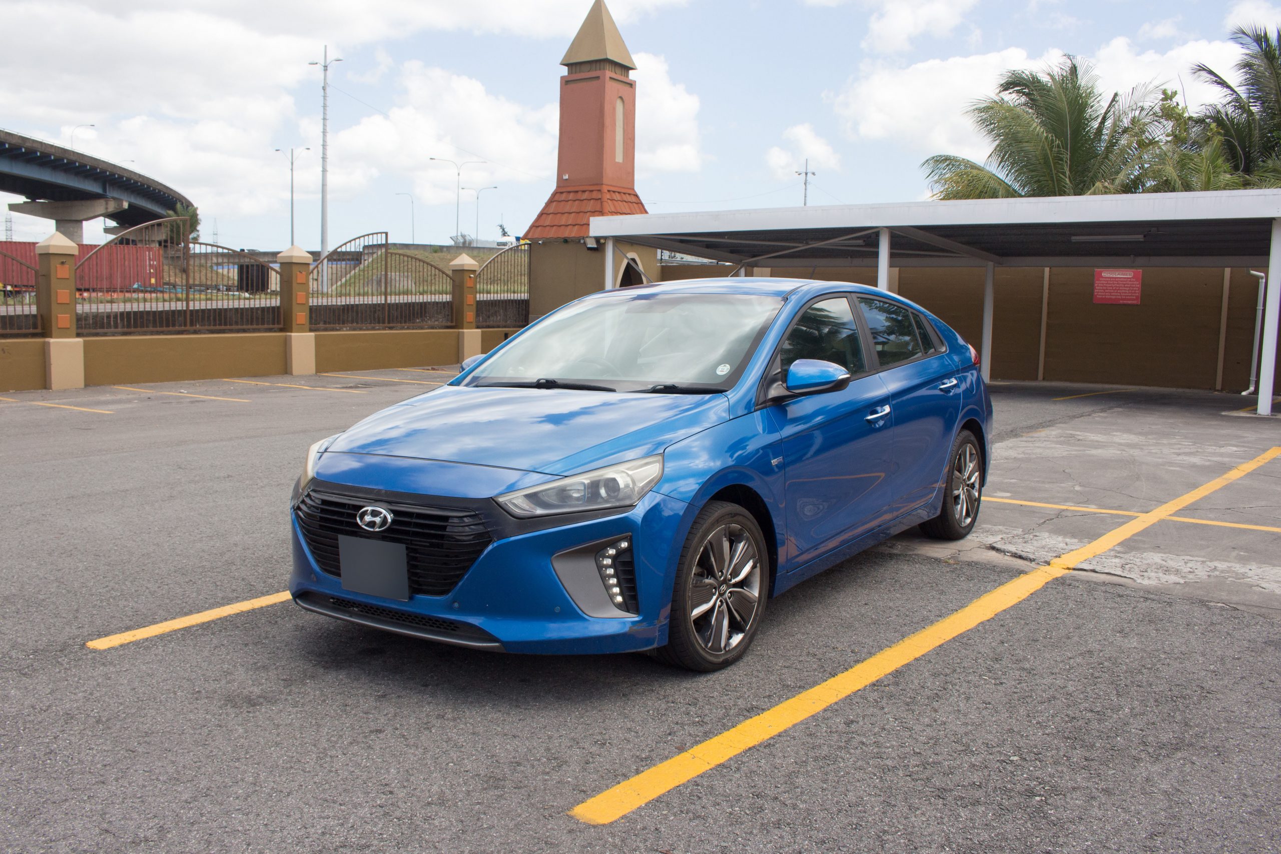 PDT 2018 Blue Hyundai Ioniq