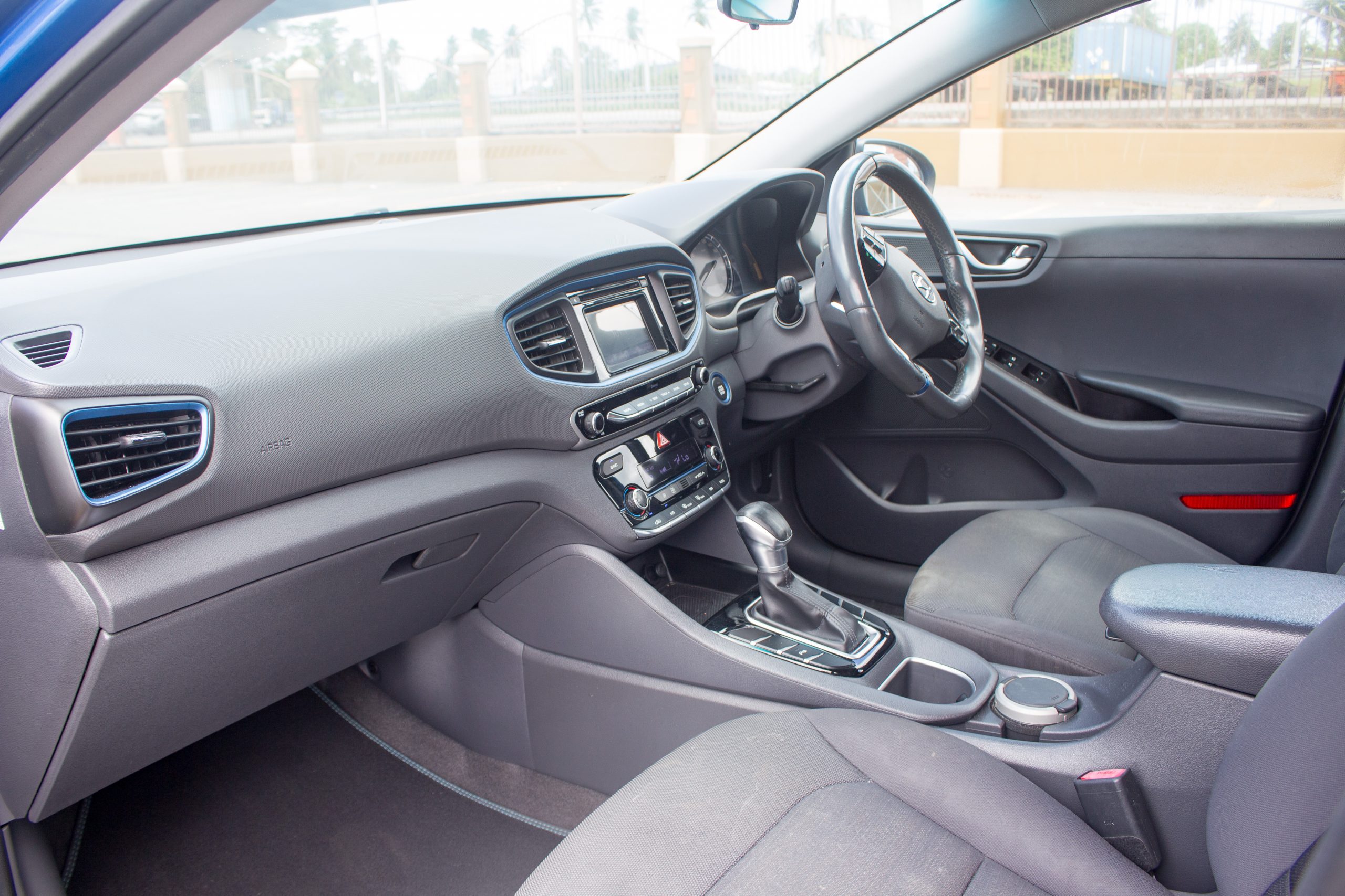 PDT 2018 Blue Hyundai Ioniq