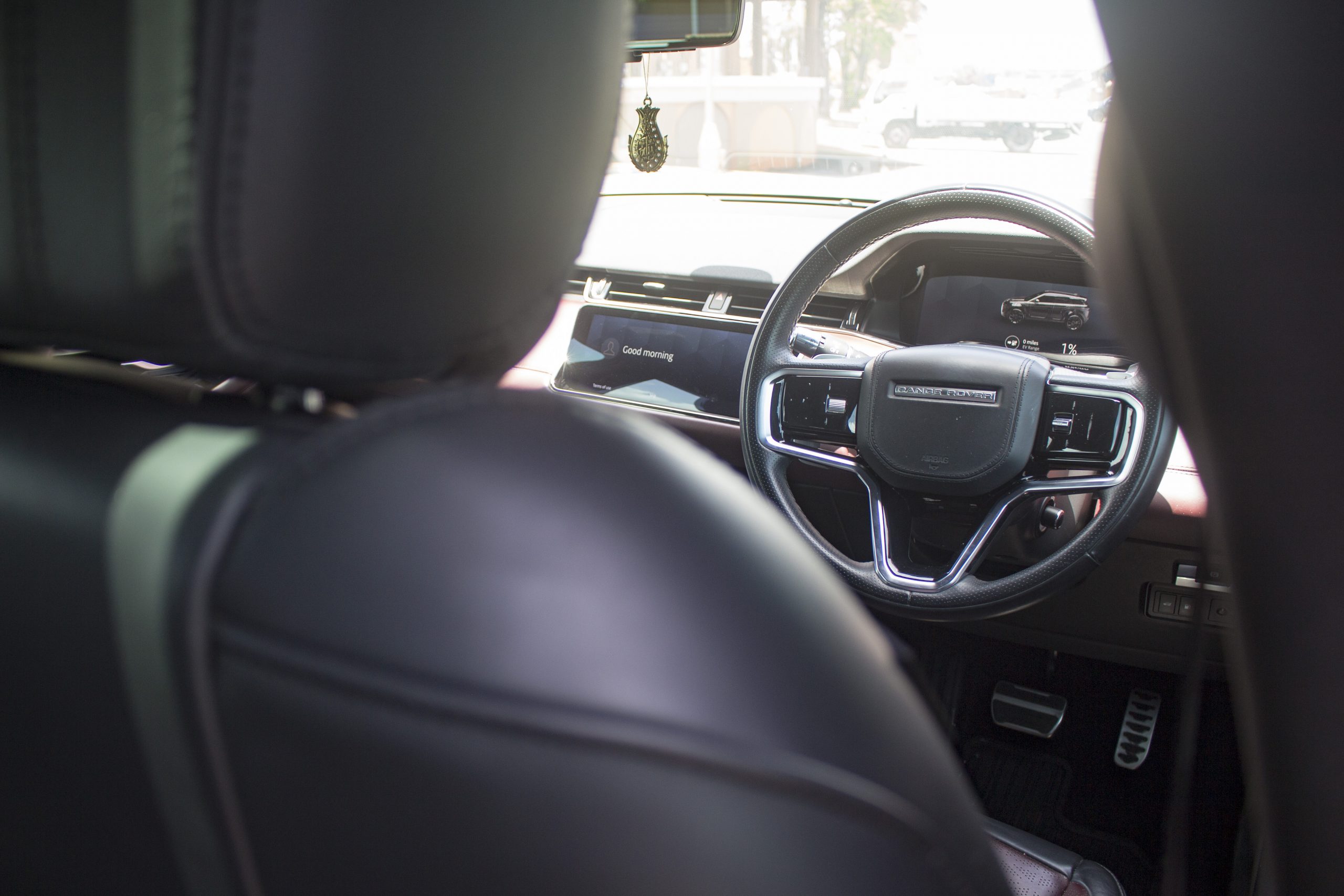 PEB Black 2021 Range Rover Evoque