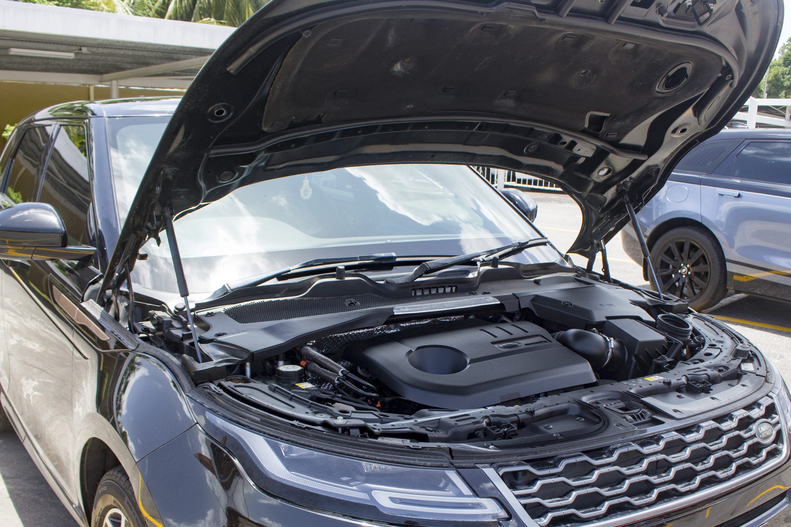 PEB Black 2021 Range Rover Evoque