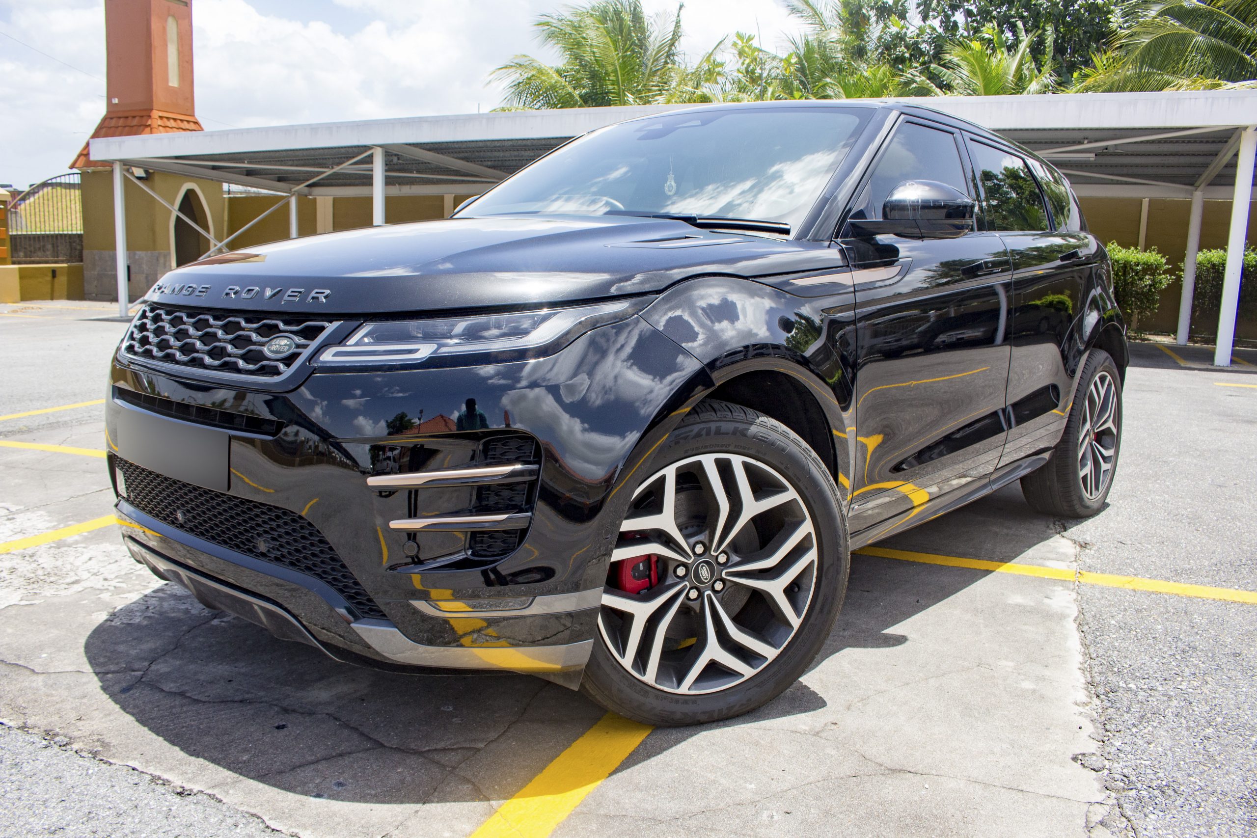 PEB Black 2021 Range Rover Evoque