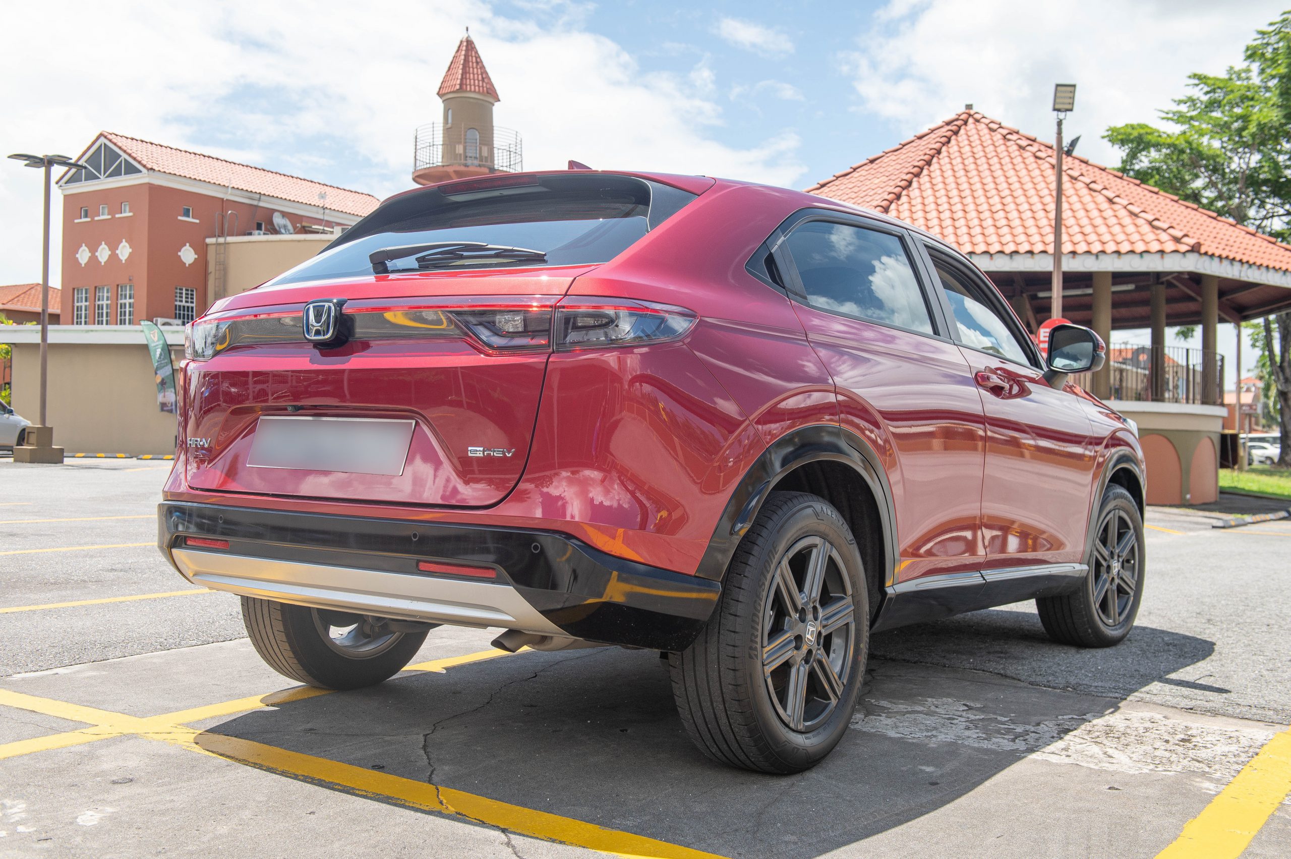 PEG 2024 Red Honda HR-V